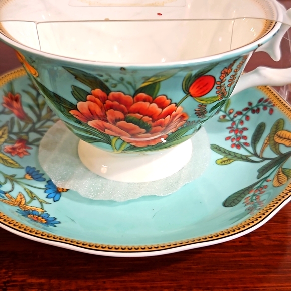 New Fine China Cup & Saucer set - Picture 4 of 6